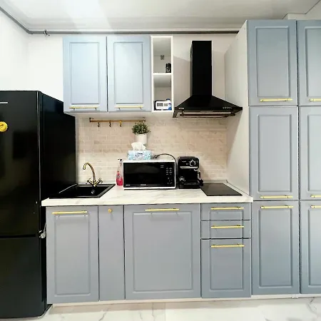 Black Sea - Bear's Apartment